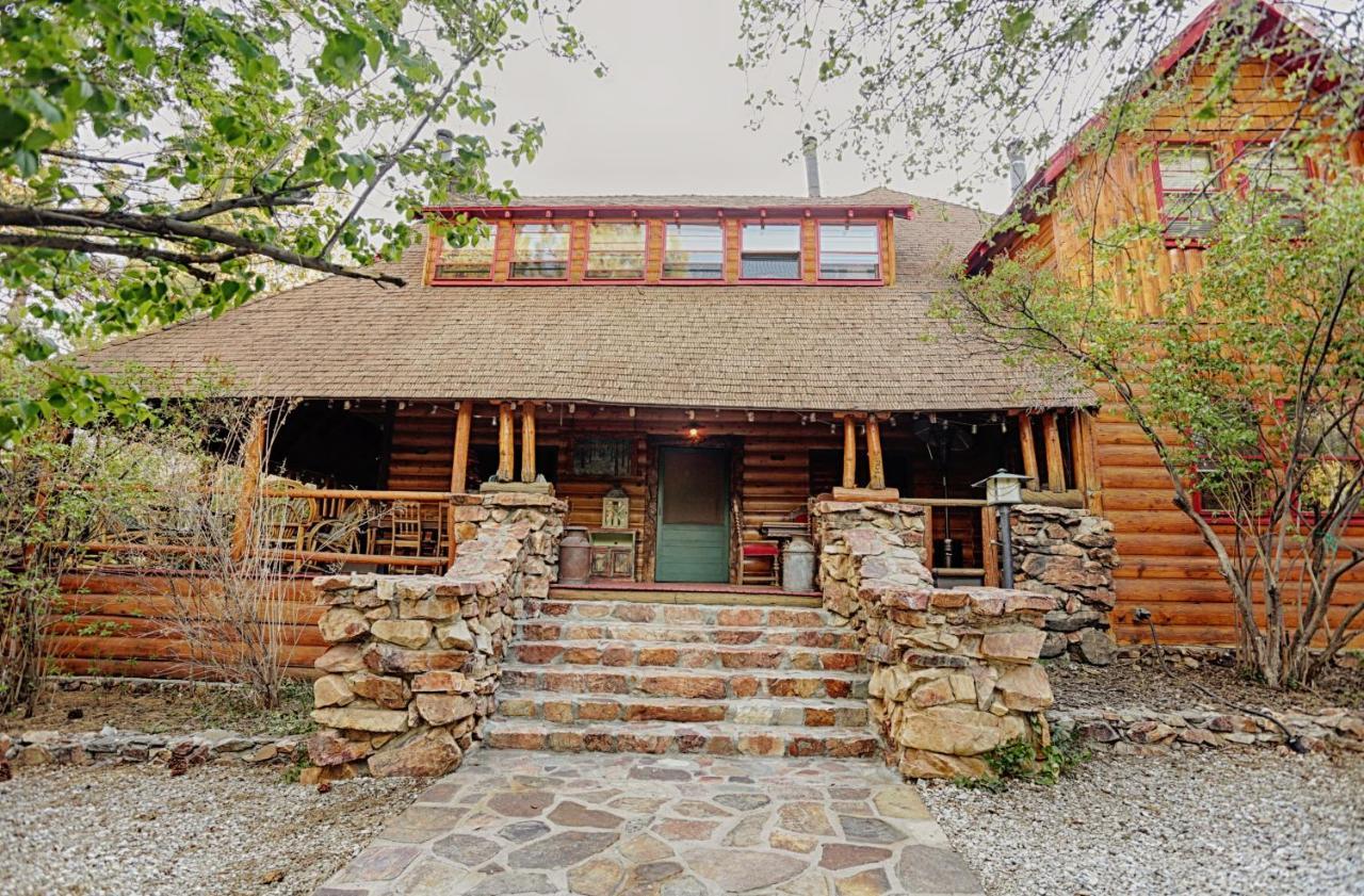Bed and Breakfast Gold Mountain Manor Velké Medvědí jezero Exteriér fotografie