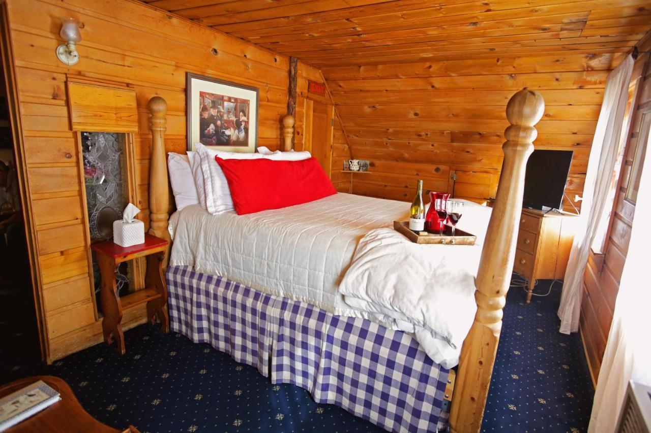 Bed and Breakfast Gold Mountain Manor Velké Medvědí jezero Exteriér fotografie